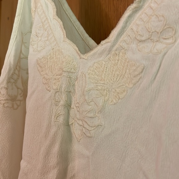 Tank top - Picture 2 of 2